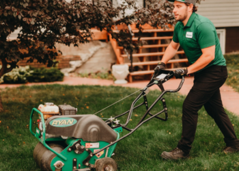 Yard Dawgs Lawn Care | Calgary AB